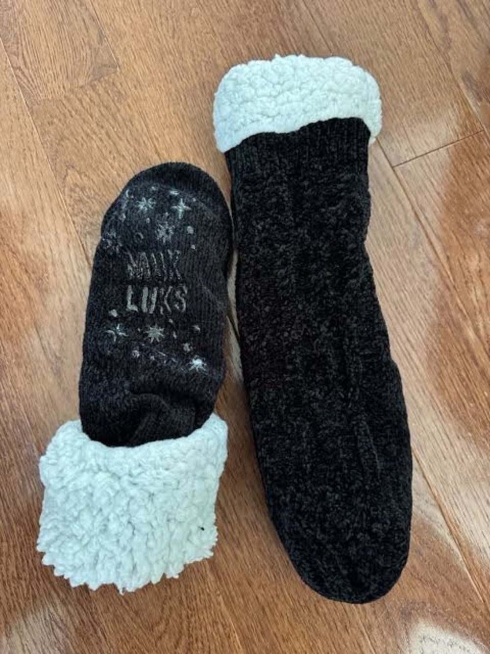 NWOT Mok Luks Winter Cabin Socks O4